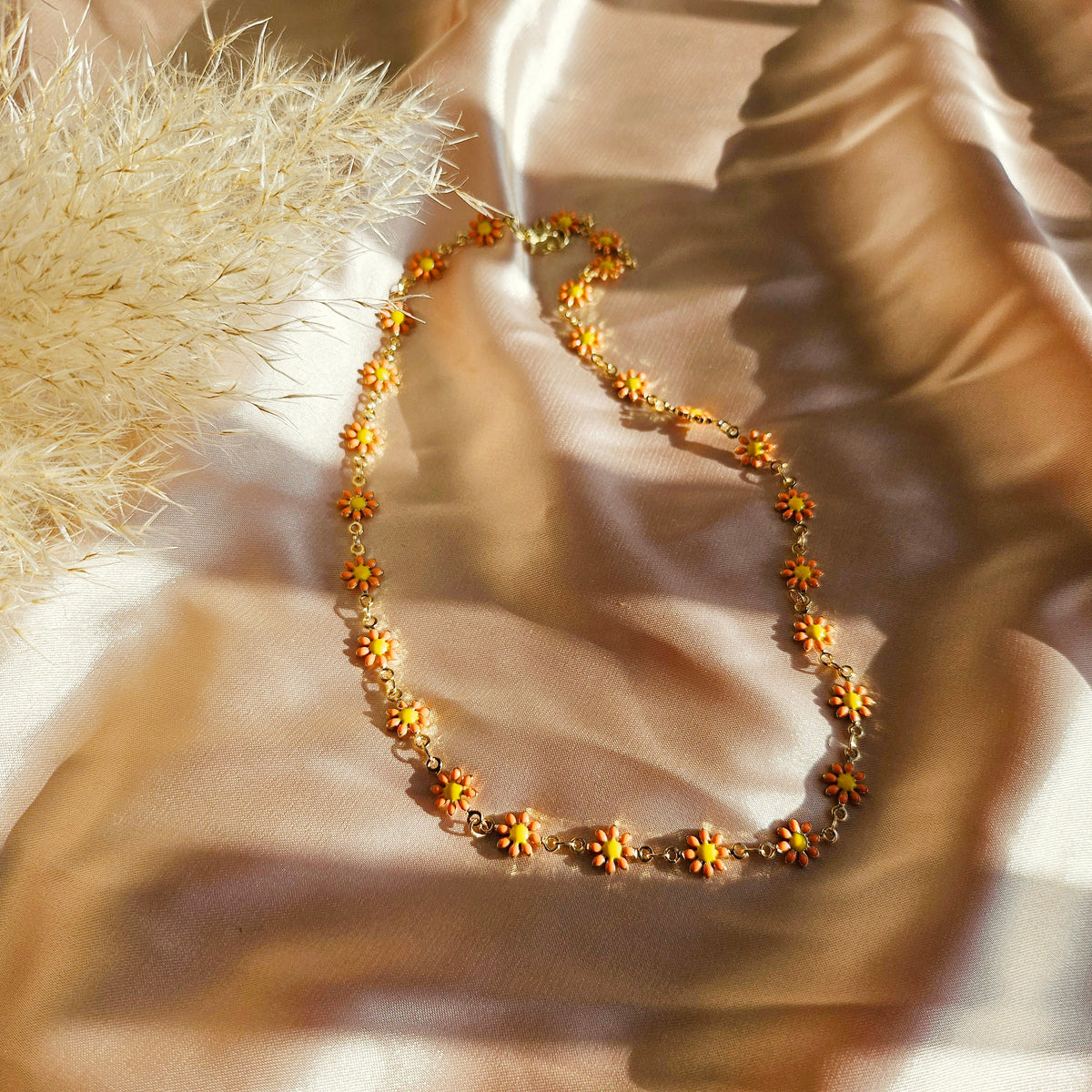 FLOWER POWER | 14K Gold Whimsical Flower Charm Necklace