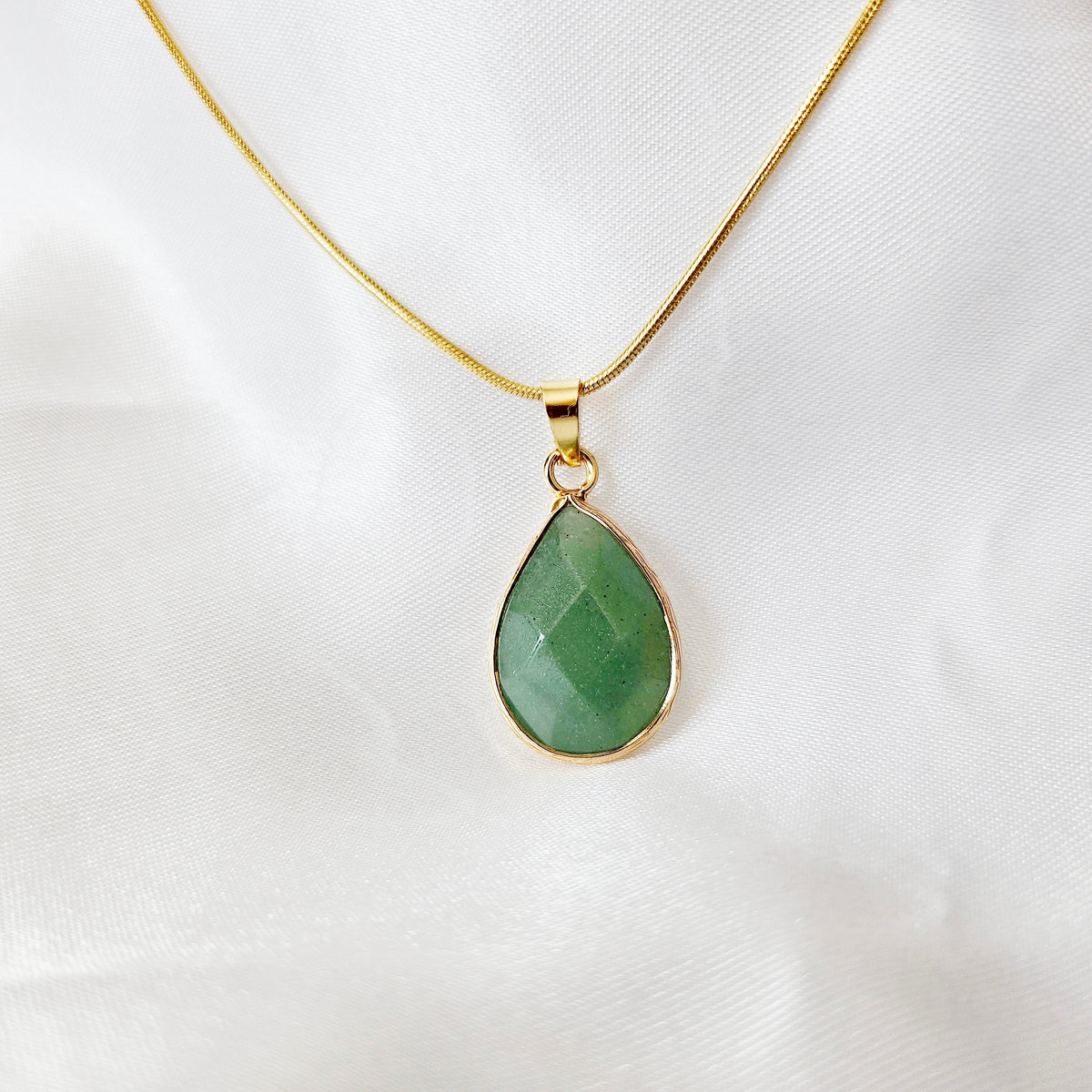 AVENTURINE | 14k Gold Crystal Healing Snake Chain Necklace