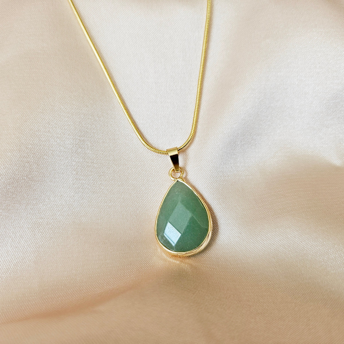 AVENTURINE | 14k Gold Crystal Healing Snake Chain Necklace