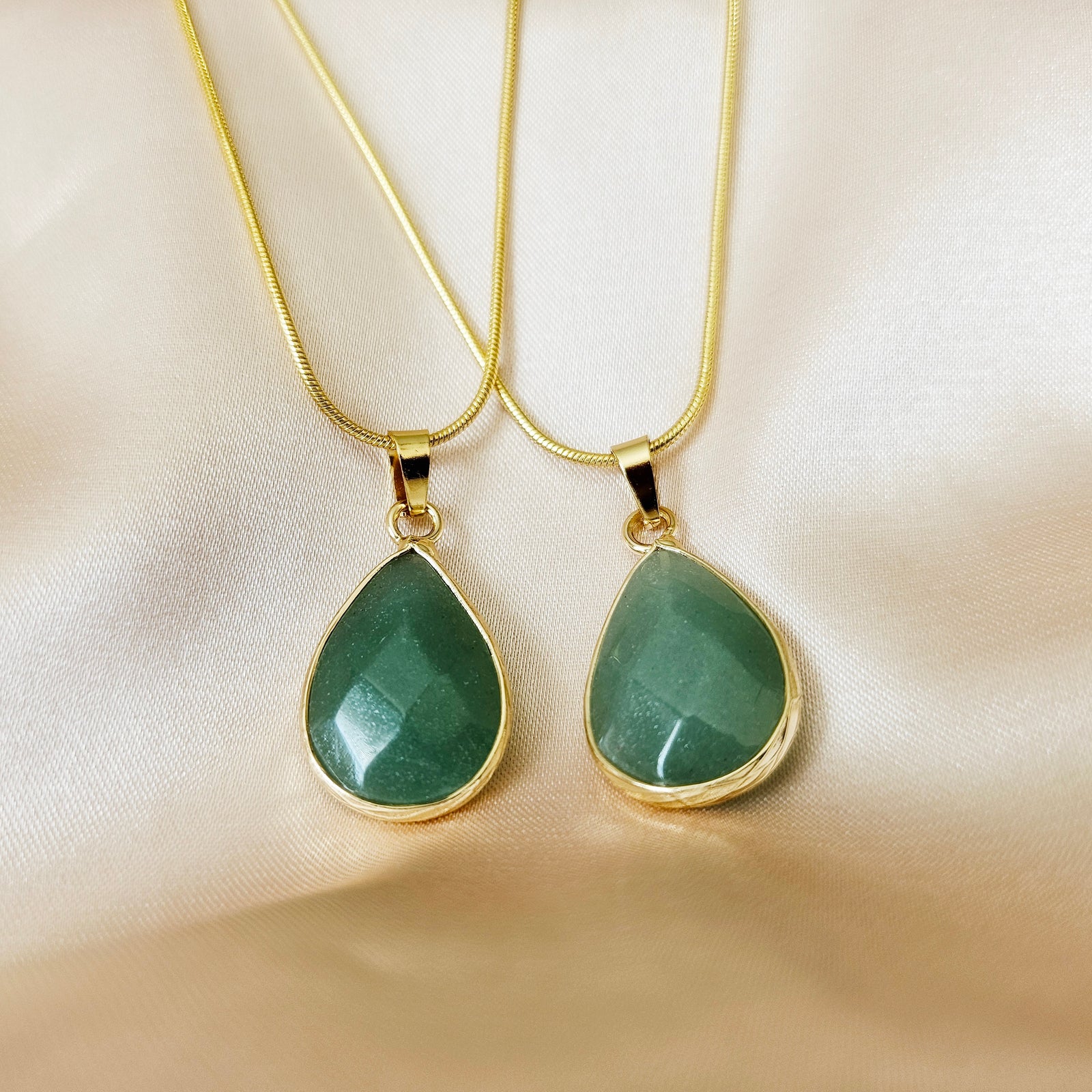 AVENTURINE | 14k Gold Crystal Healing Snake Chain Necklace