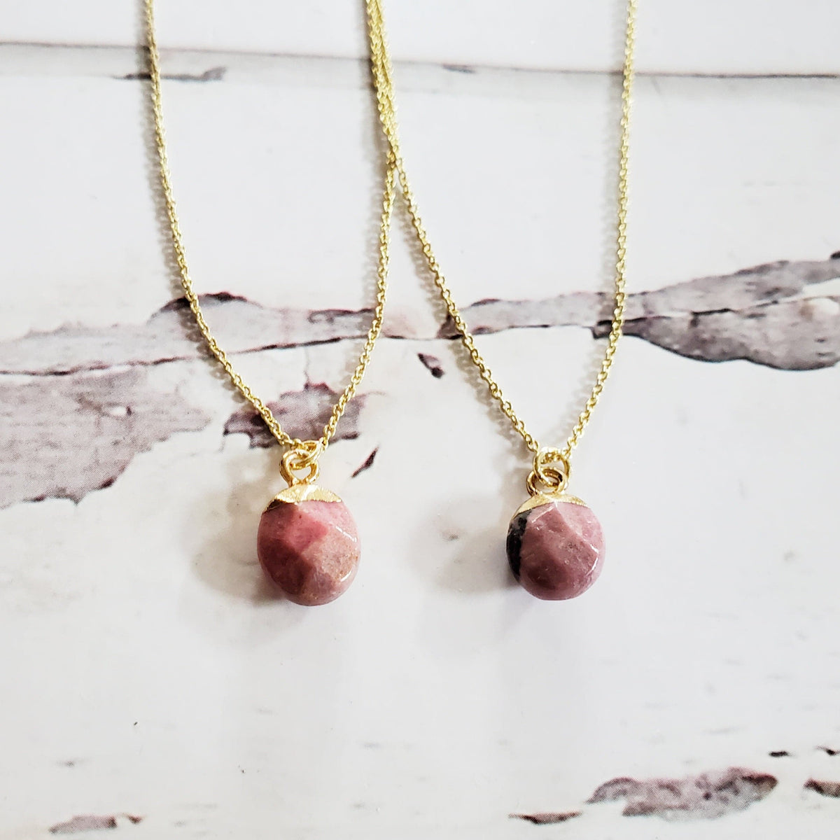 RHODONITE | 14K Gold Adjustable Crystal Pendant Necklace
