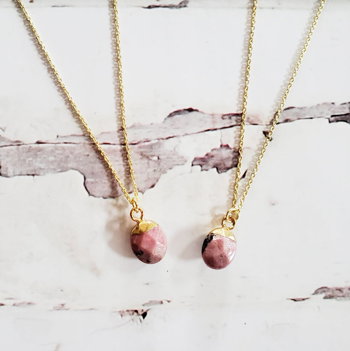 RHODONITE | 14K Gold Adjustable Crystal Pendant Necklace