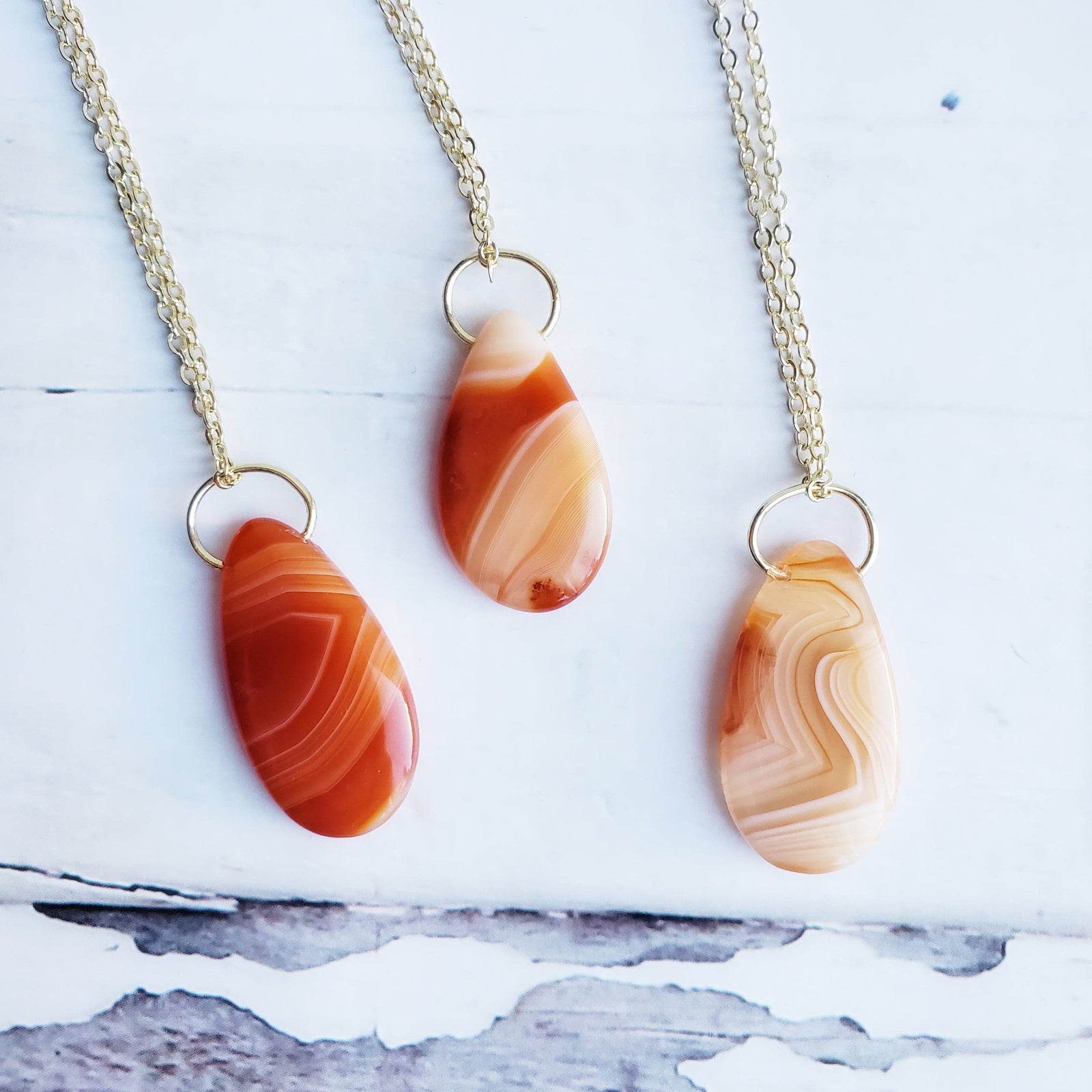 CARNELIAN | 14K Gold Cable Chain Crystal Necklace