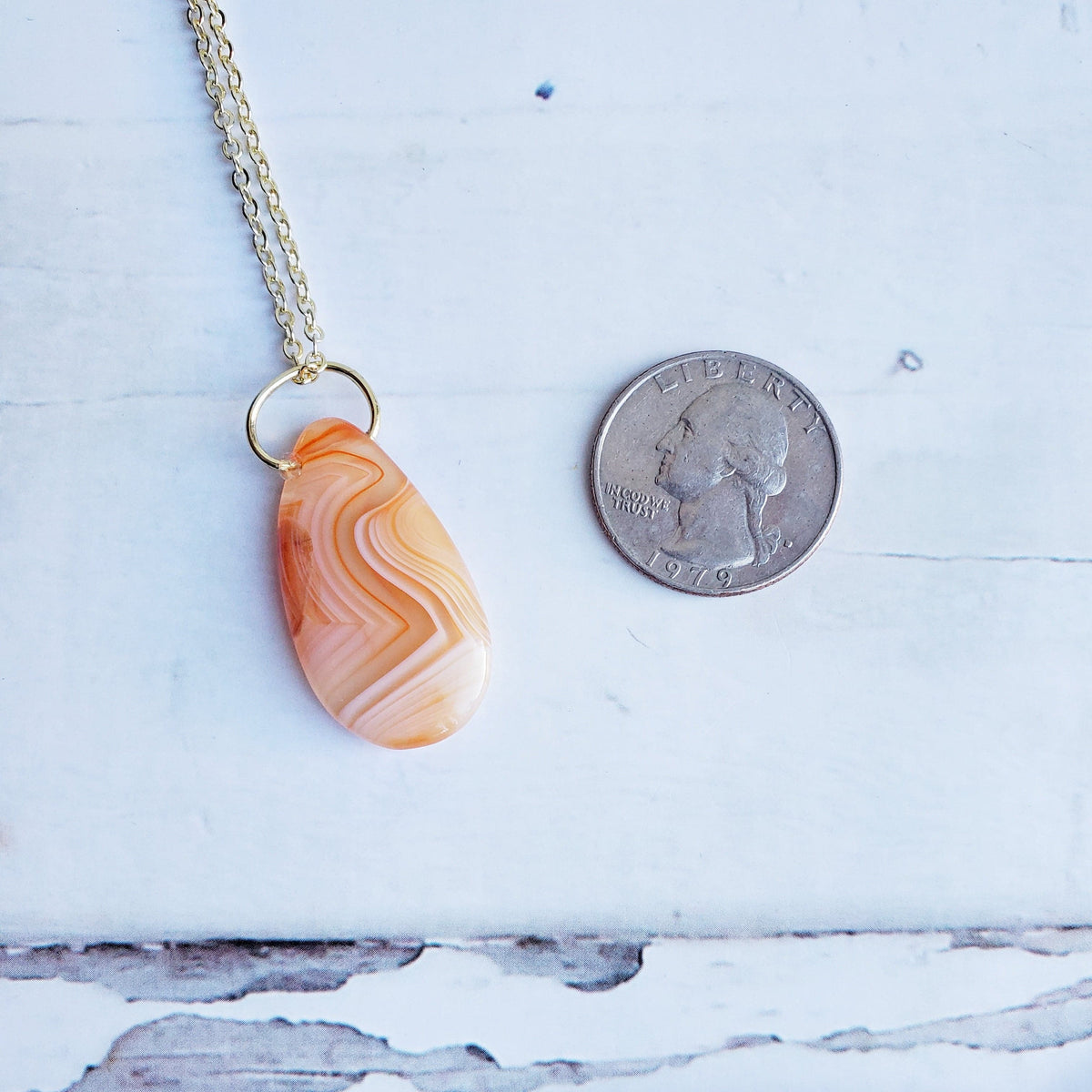 CARNELIAN | 14K Gold Cable Chain Crystal Necklace