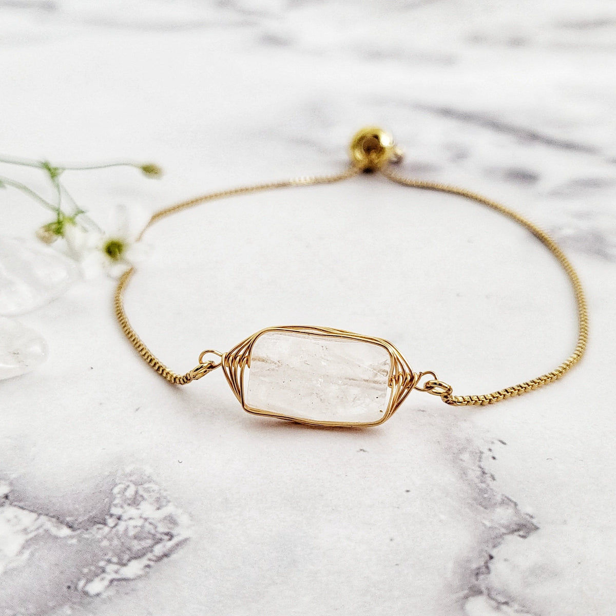 CLEAR QUARTZ | 14K Gold Dainty Crystal Bracelet