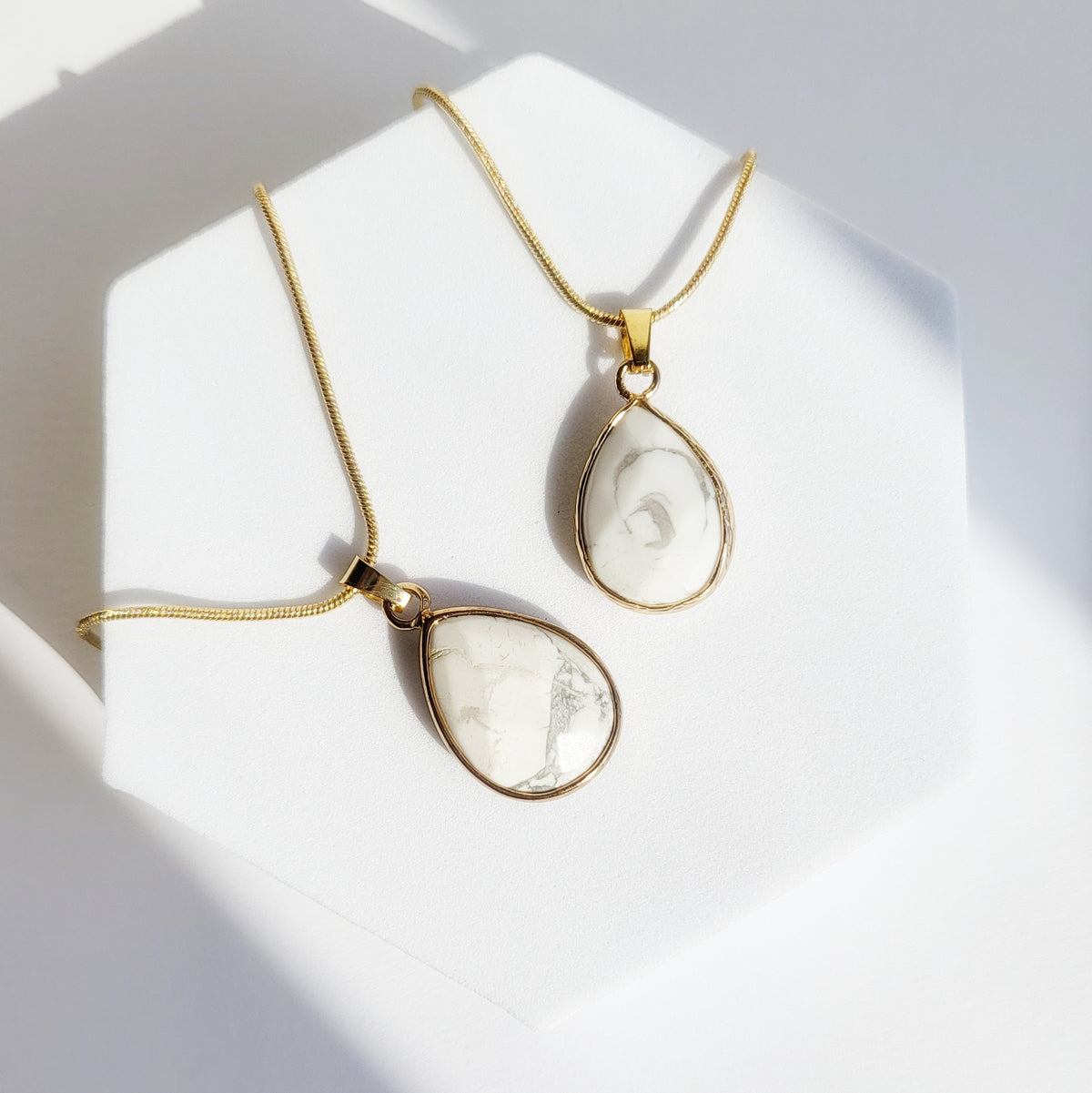 HOWLITE | 14k Gold Gemstone Necklace