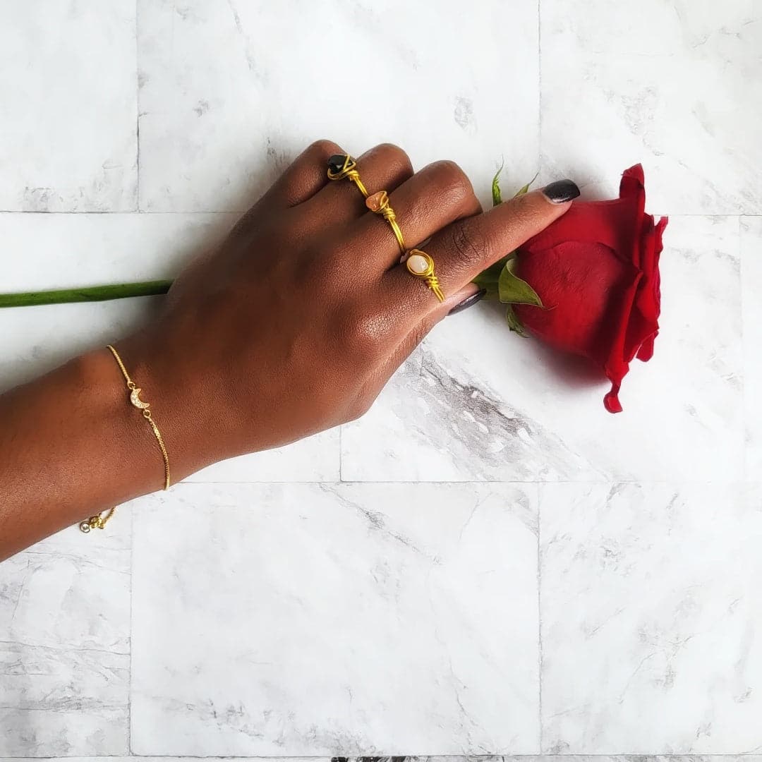 LUNA | 14K Gold Delicate Moon Bracelet | Celestial Crescent Moon Jewelry