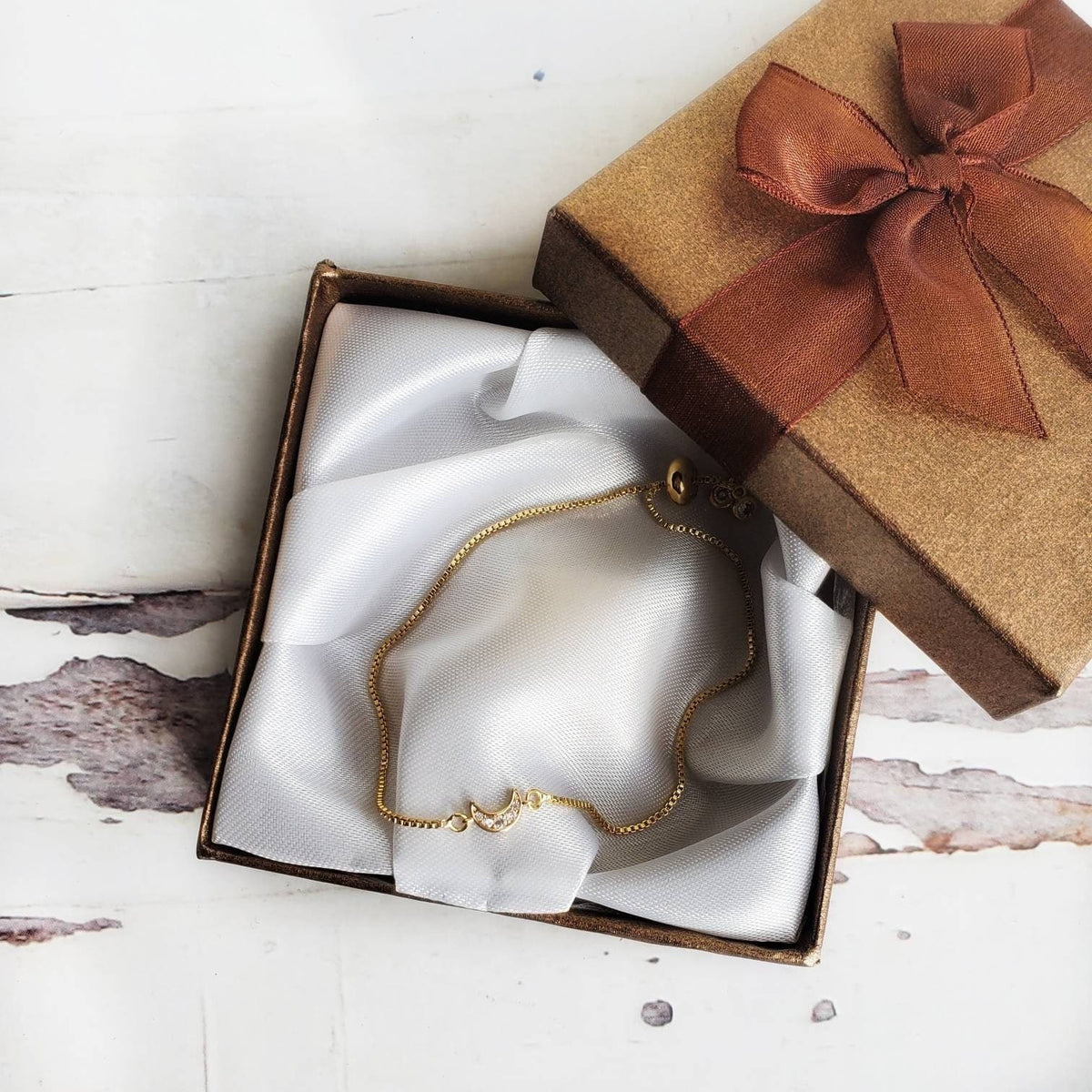 LUNA | 14K Gold Delicate Moon Bracelet | Celestial Crescent Moon Jewelry | Minimalist, Dainty Bracelet | Ankle Bracelet | Moon Phase Jewelry