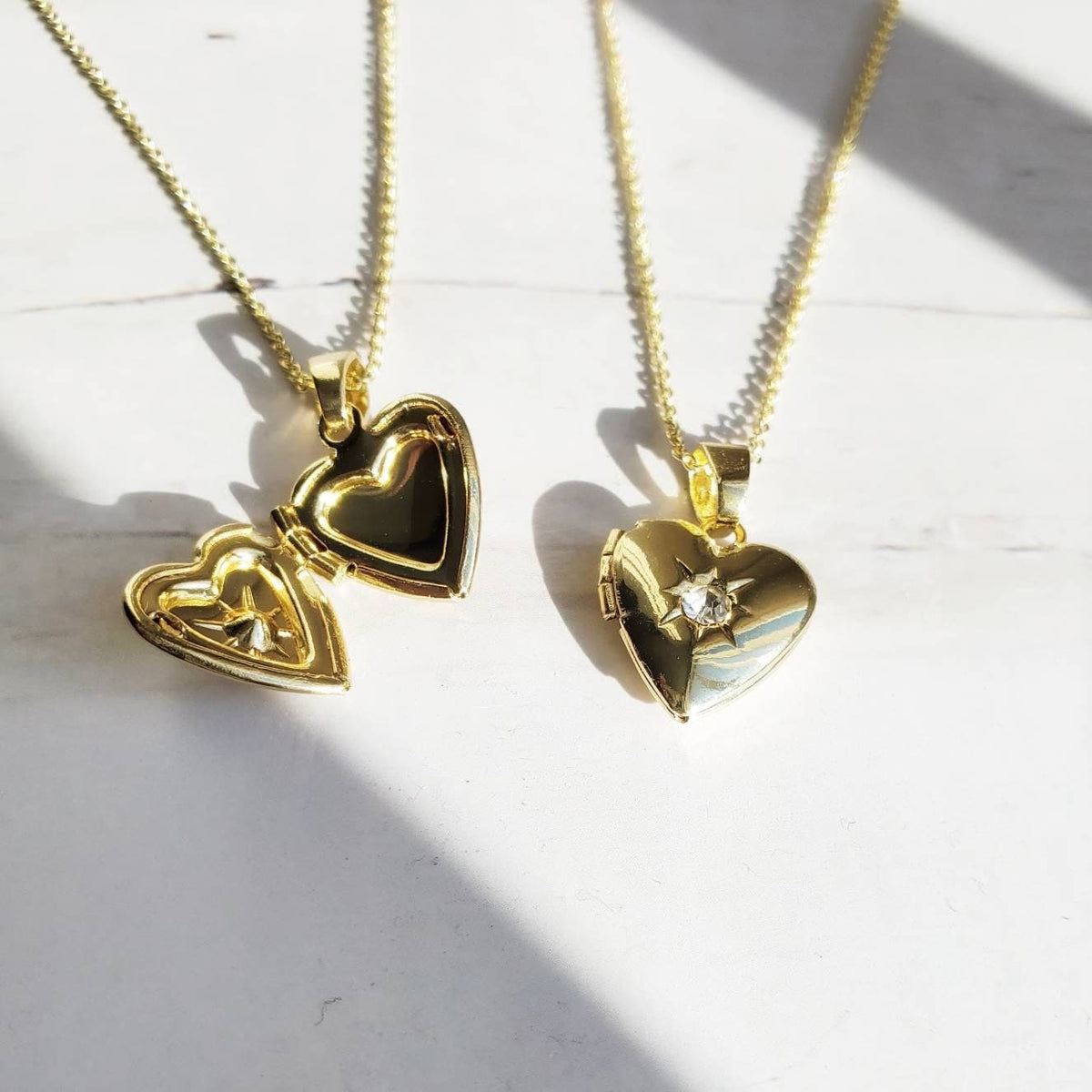 HEART | Adjustable 14K Gold Locket Necklace | Delicate Photo Locket | Valentine&#39;s Day Gift for Her | Best Friend Necklace | Sympathy Gift