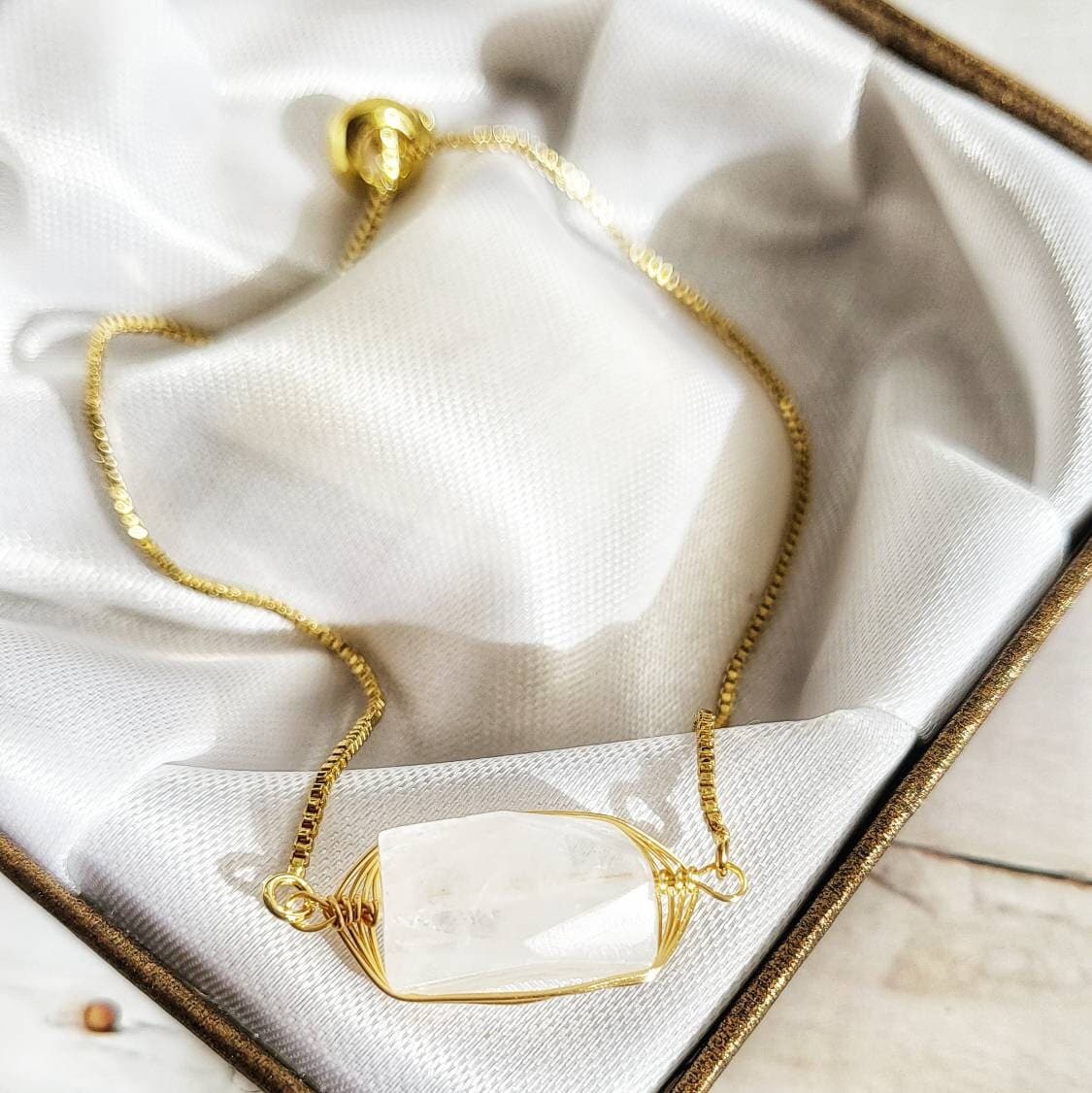 CLEAR QUARTZ | 14K Gold Dainty Crystal Bracelet | Minimalist Gemstone Jewelry | Copper Wire Wrapped Chakra Bracelet | Manifestation Jewelry