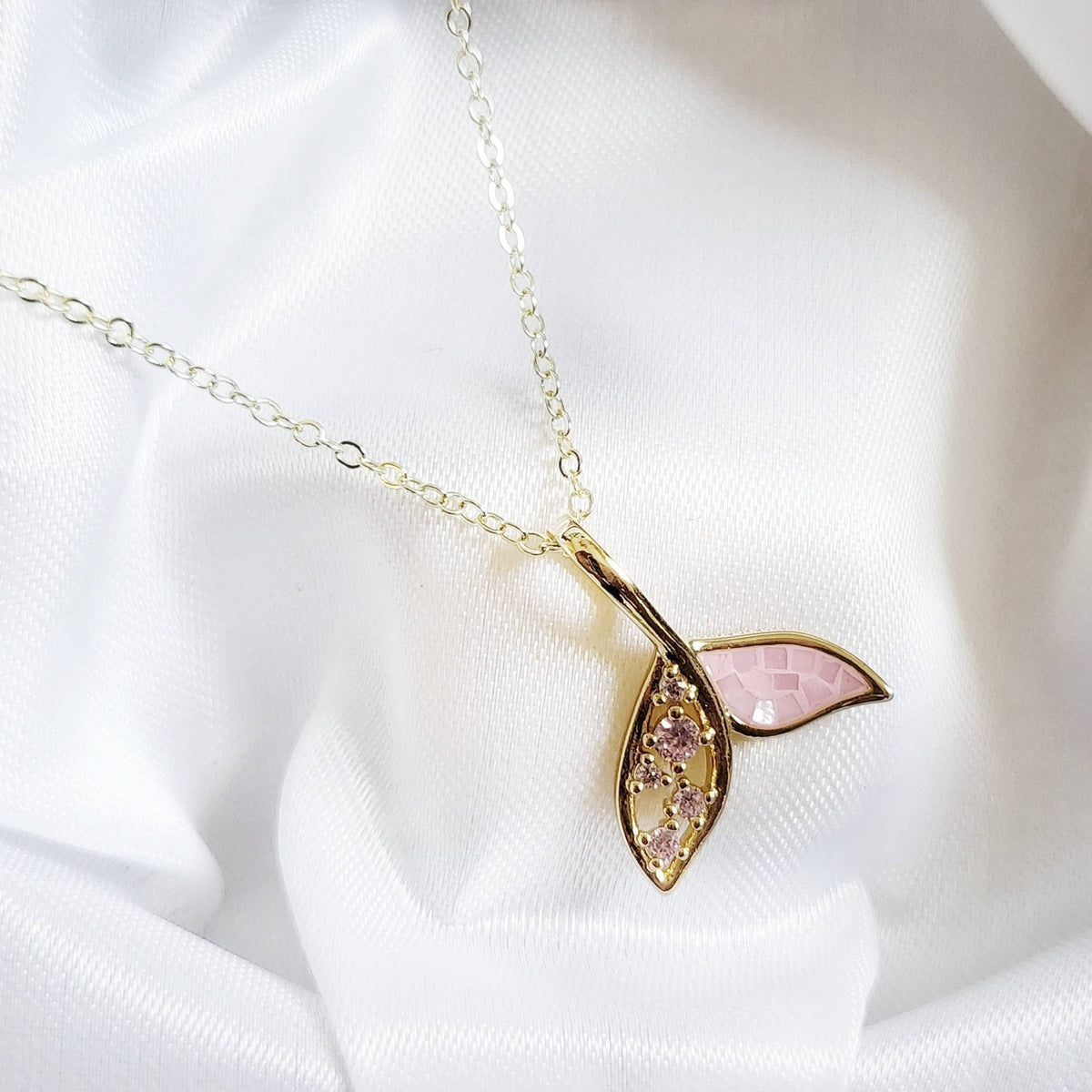 MERMAID TAIL 14K Gold Necklace | Little Delicate Dolphin Tail Jewelry | Pink Mermaidcore Aesthetic | Siren Jewelry | Fish Tail Nautical Gift